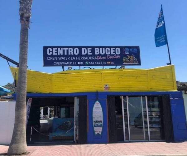 Centro de buceo Open Water La Herradura